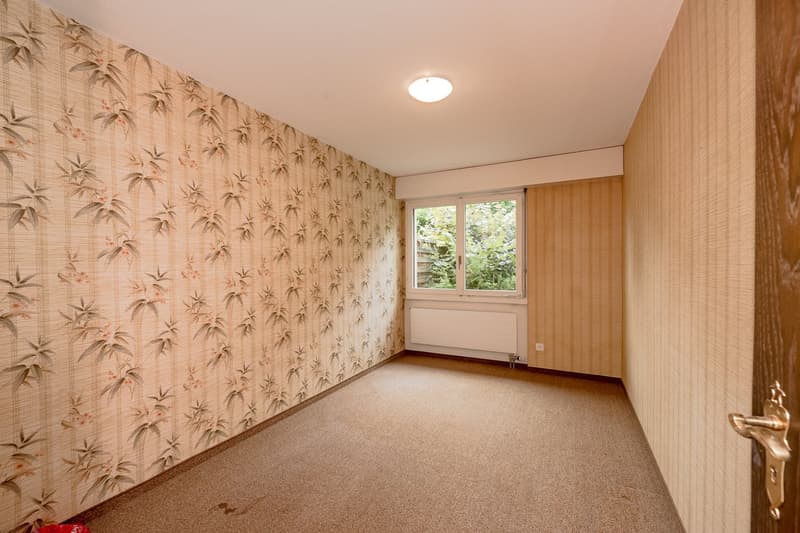 5 Zimmer-Erdgeschosswohnung mit Garten, Cheminée & gemeinschaftlicher Sauna (8)