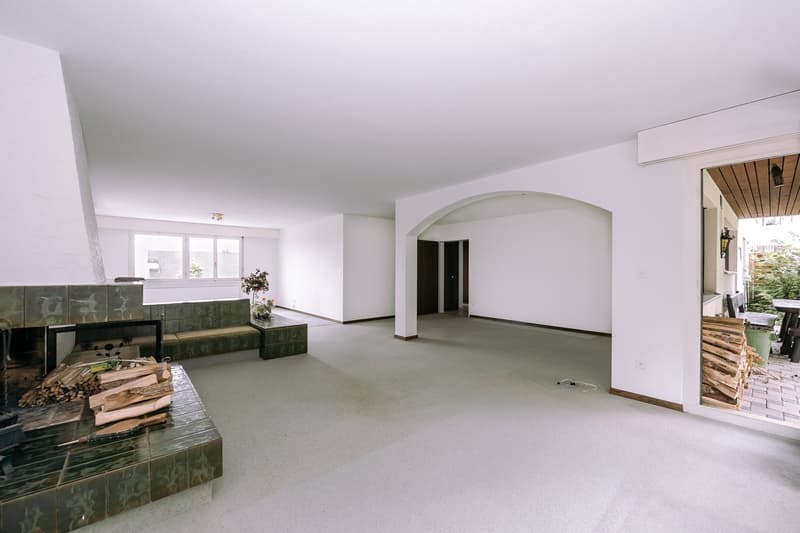 5 Zimmer-Erdgeschosswohnung mit Garten, Cheminée & gemeinschaftlicher Sauna (3)