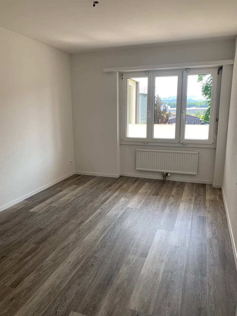 4.5 Zimmer • im 1. OG • mit Lift • ruhige Lage (3)