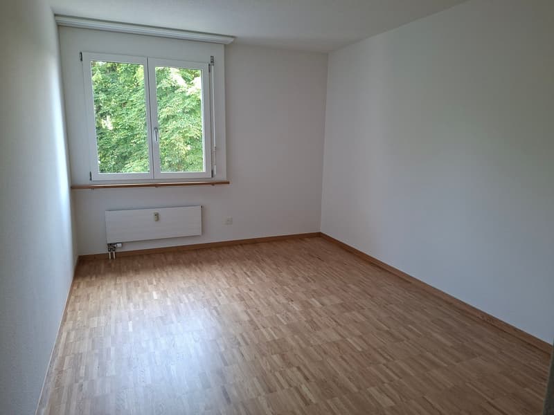 Gemütliche 3.5 Zimmerwohnung an ruhiger Lage (3)