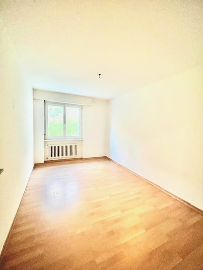 Charmante 3.5 Zimmer Wohnung im Grünen (5)