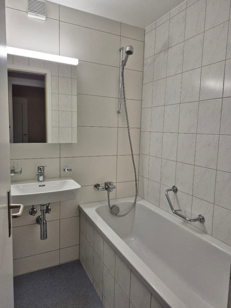 Günstige 3-Zimmerwohnung nach "Mietzinsmodell GBB" mit möglichem Rabatt (5)