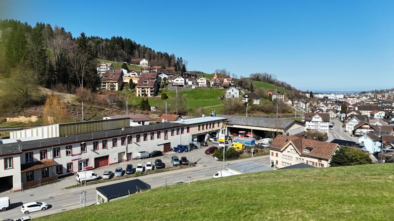 Attraktives Entwicklungsareal an hochfrequentierter Lage in Herisau (2)