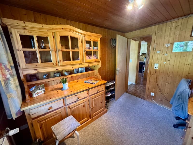 Charmante 4-Zimmer-Wohnung mit Bergblick in Lenk im Simmental (7)