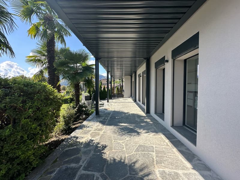 Appartement 3.5 pièces avec pergola, vue sur le lac et piscine (résidence principale) (9)