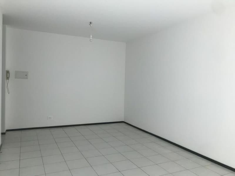 CANOBBIO | LUMINOSO MONOLOCALE (2)