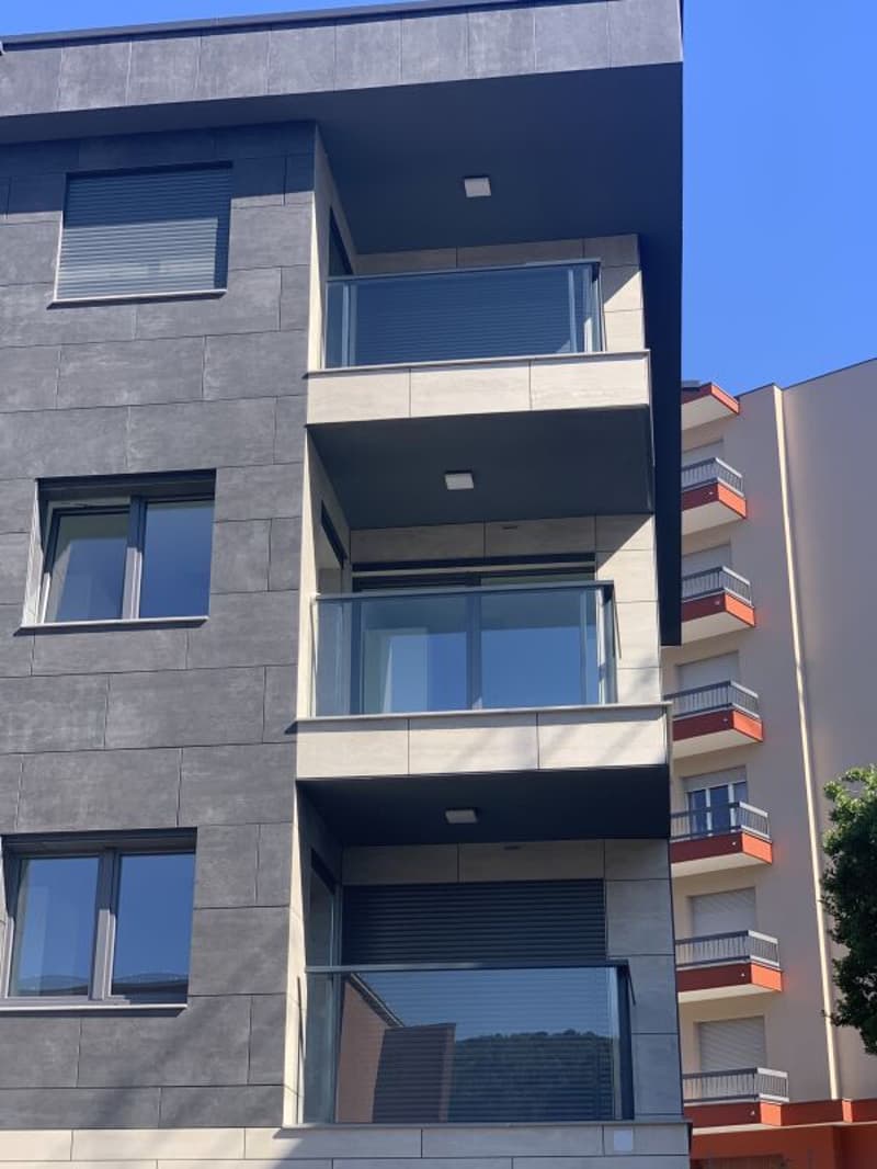 MENDRISIO | STUDENTI | UN CONCETTO GIOVANILE | (3)