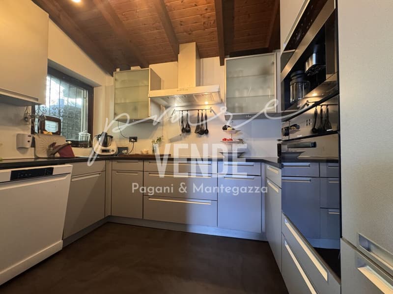 Villa de 5,5 pièces avec vue lac imprenable à Gordola (résidence secondaire) (8)