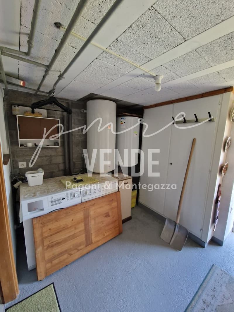 CHARMANTE 5.0 WOHNUNG IN RUSTIKALEM ZWEIFAMILIENHAUS MIT GROTTINO UND PANORAMAGARTEN (21)