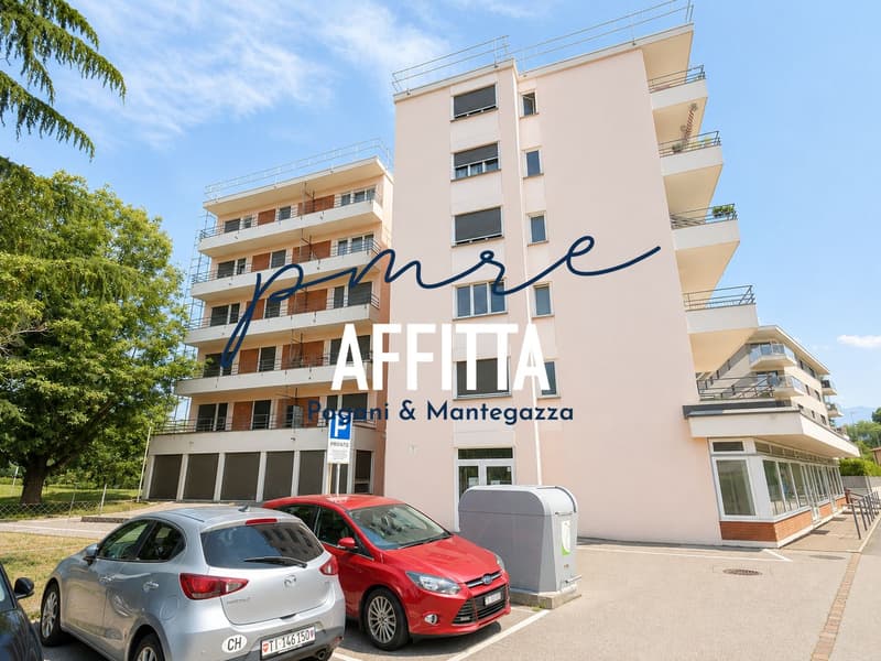 BREGANZONA | 3.5 LOCALI IN POSIZIONE STRATEGICA (18)