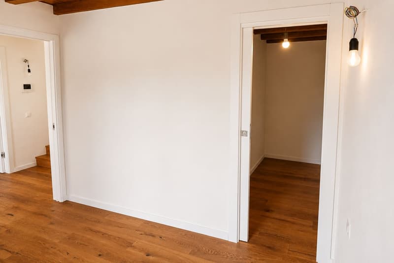 Vollständig renoviertes Dorfhaus, 6.5 Zimmer – Cassina d'Agno (13)