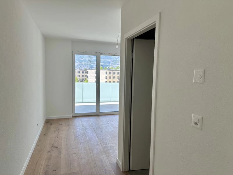 Aproz (Sion) 4.5 pièces neuf au dernier étage avec grand balcon (8)