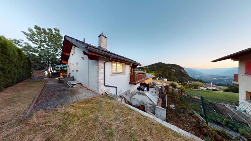 Magnifique chalet 5.5 pièces avec vue panoramique en résidence secondaire (2)