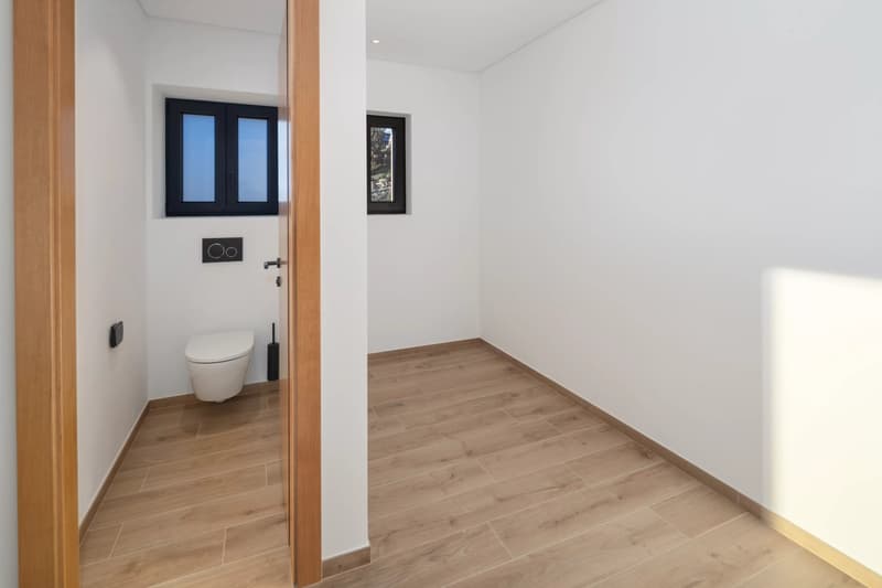 Chalet moderne de 6.5 pièces avec ascenseur, vue panoramique et finitions haut de gamme à  Lens / Crans-Montana (12)