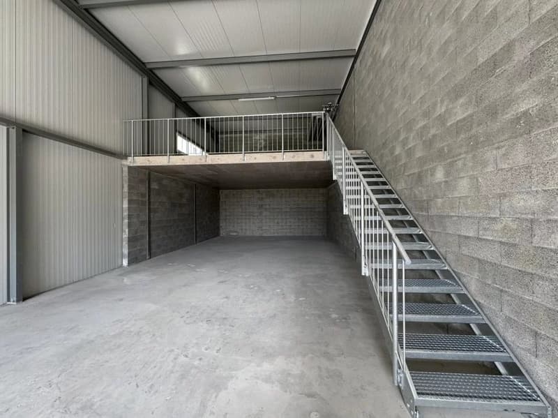 Derniers lots disponibles ? À proximité immédiate de l'A9 et de la zone industrielle de Saxon! (3)
