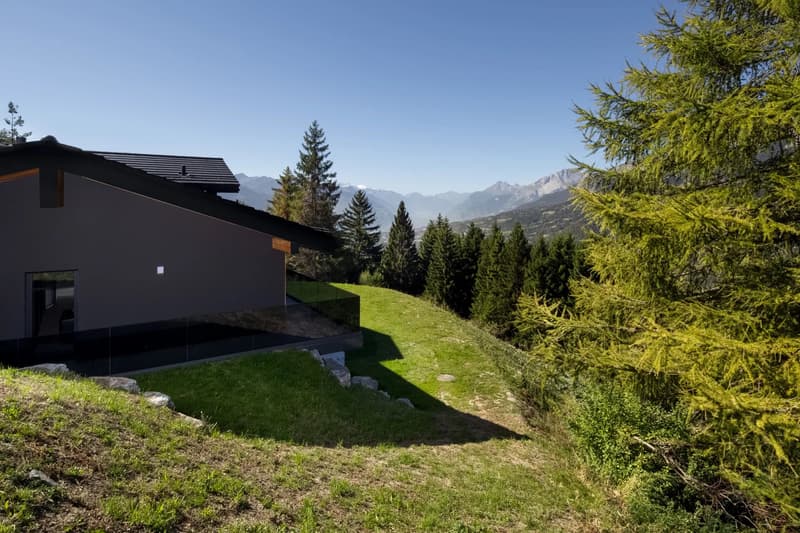 Chalet d'exception 5.5 pièces à Crans-Montana ? Vue imprenable et jacuzzi (9)