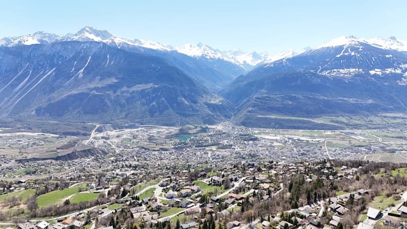Appartement neuf de haut standing avec grande terrasse et vue imprenable (10)