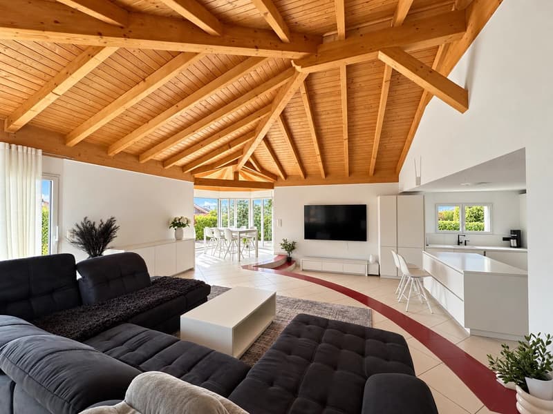 Villa individuelle rénovée à Collombey-Muraz; terrasse de plus de 100 m² et grand jardin (3)