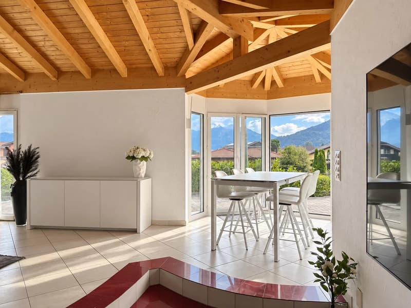 Villa individuelle rénovée à Collombey-Muraz; terrasse de plus de 100 m² et grand jardin (10)