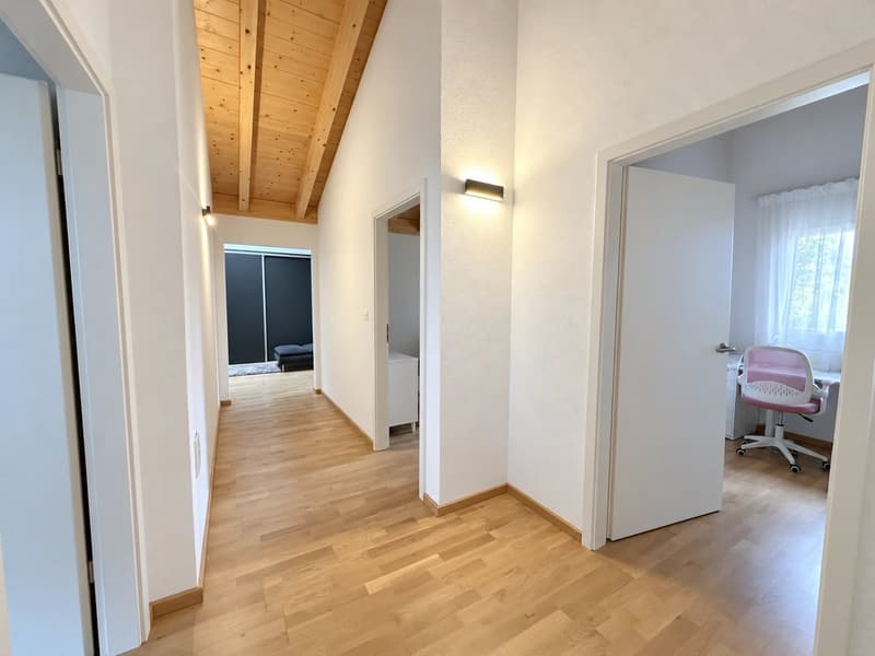 Maison de 2021 avec jardin, suite parentale et potentiel d'aménagement (11)