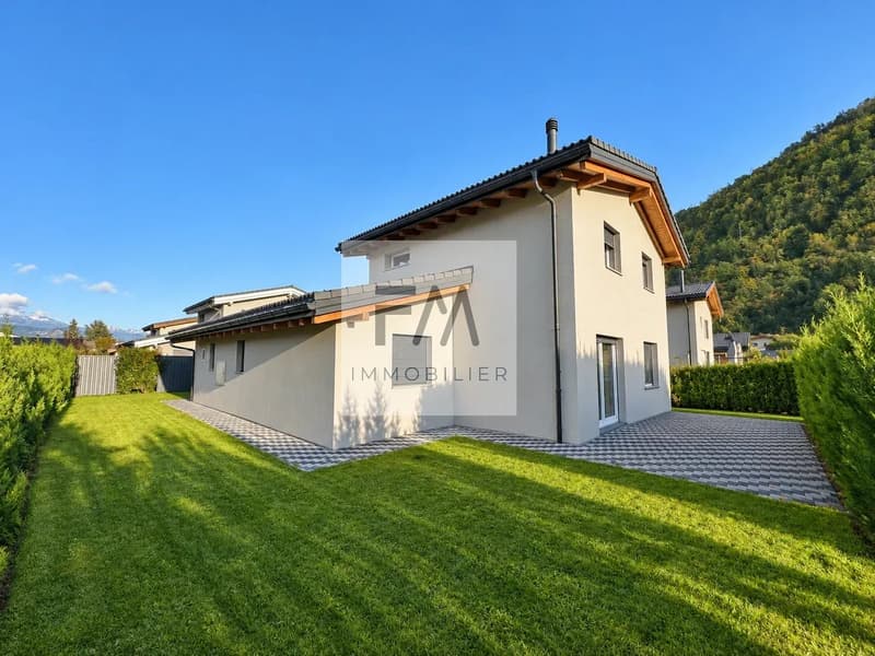 Villa individuelle de 5,5 pièces avec jardin et garage à Aproz (2)