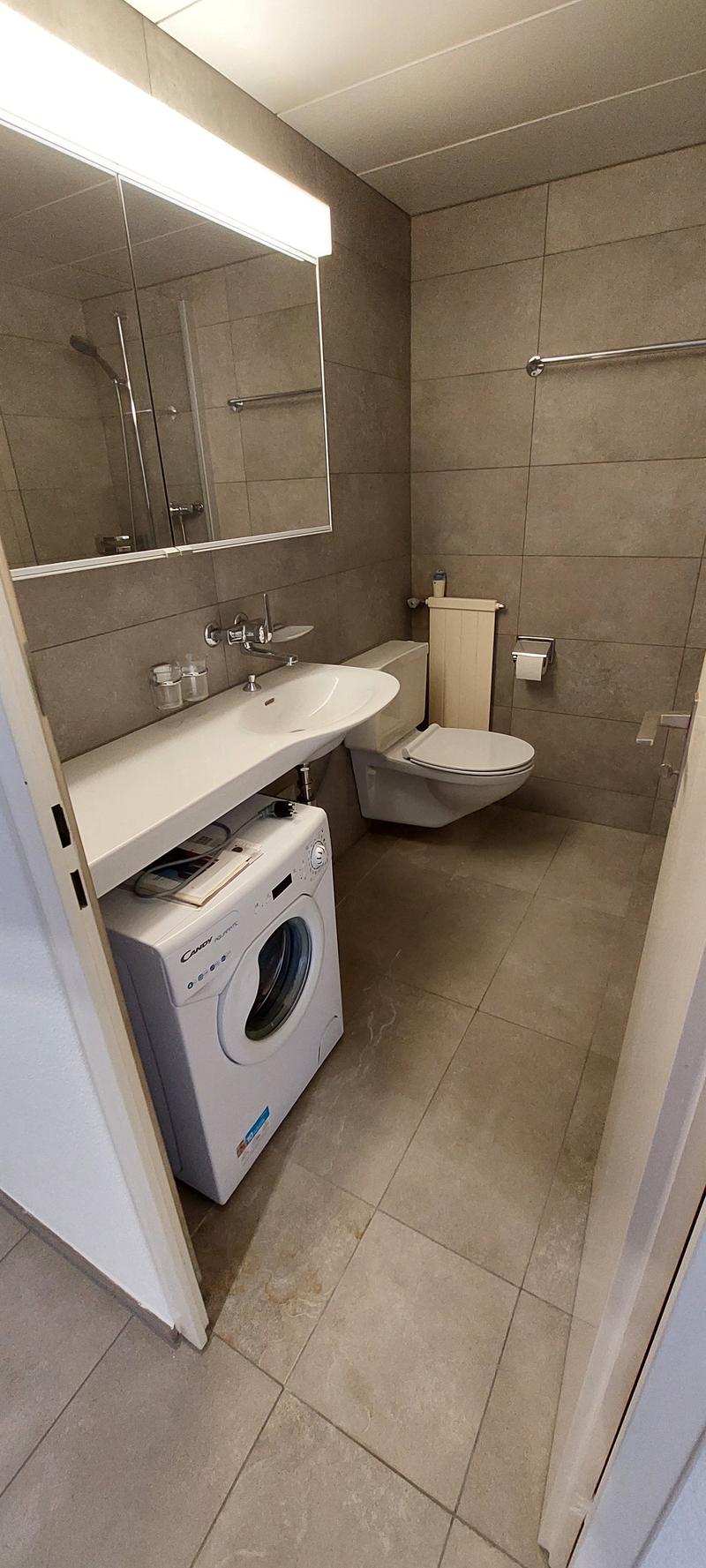 Freundliche 1,5-Zimmer-Wohnung im 3. Stock (50 m2) (9)