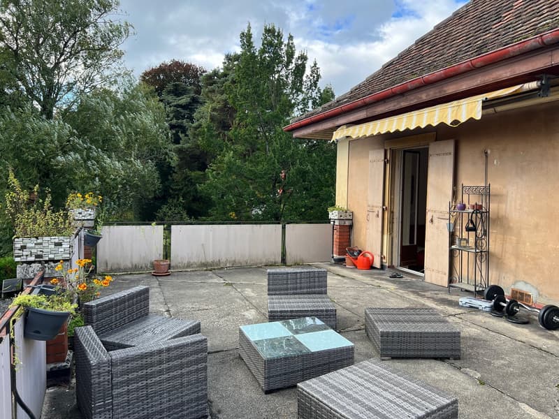 Colombier (Milvignes) - Immeuble d'habitation de 3 unités avec garages (10)