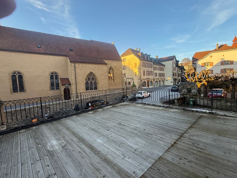 Appartement de 165 m2 au centre village avec 2 vastes terrasses (1)