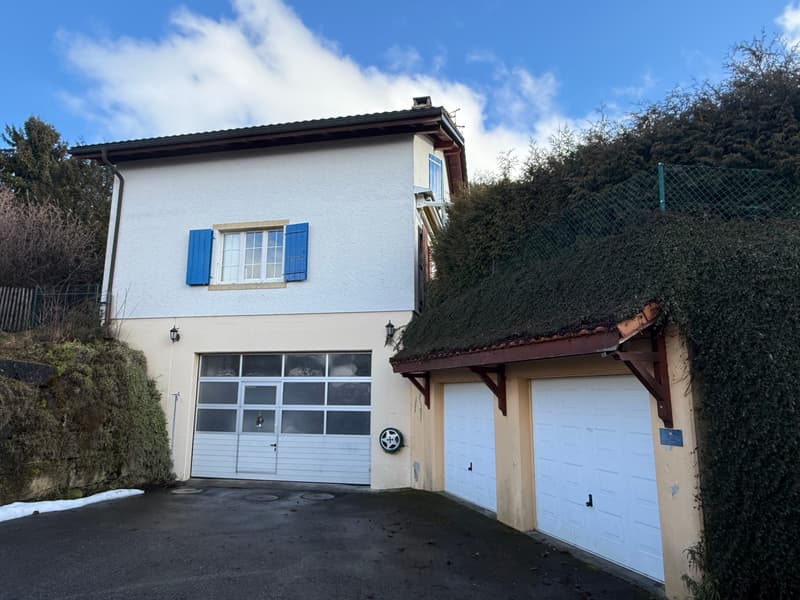 Charmante villa individuelle de 4.5 pièces à Fenin et nombreux garages (9)