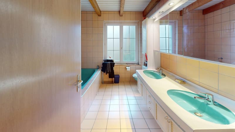 Charmante villa individuelle de 4.5 pièces à Fenin et nombreux garages (5)