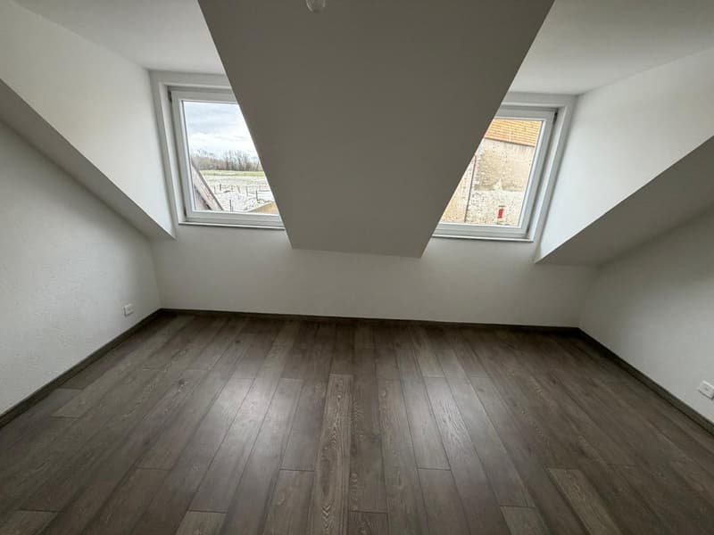 Beau triplex de 4.5 pièces à Perroy,  avec garage (4)