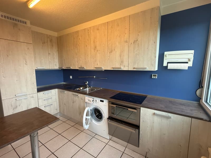 Charmant appartement de 2 pièces avec balcon à Neuchâtel (2)