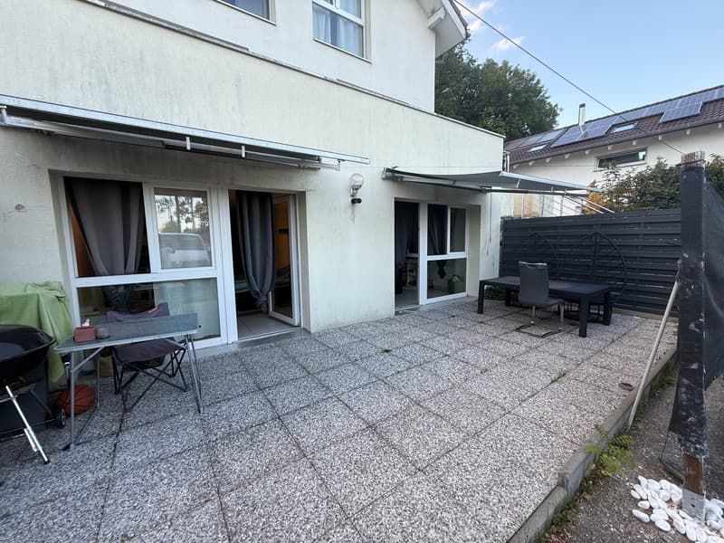 Maison de 2 unités (5.5 & 2.5 pièces) à Laténa, Saint-Blaise (3)