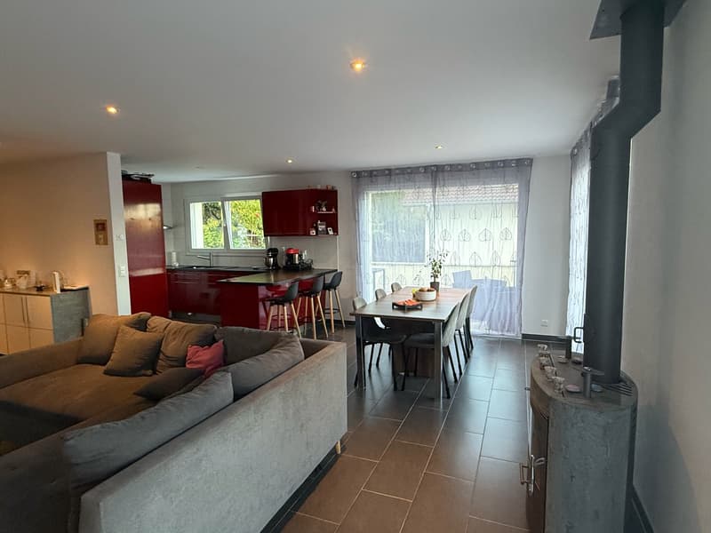 Maison de 2 unités (5.5 & 2.5 pièces) à Laténa, Saint-Blaise (8)
