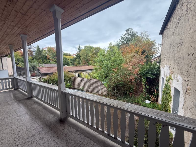 Appartement lumineux de 4.5 pièces avec balcon à Saint-Blaise (2)