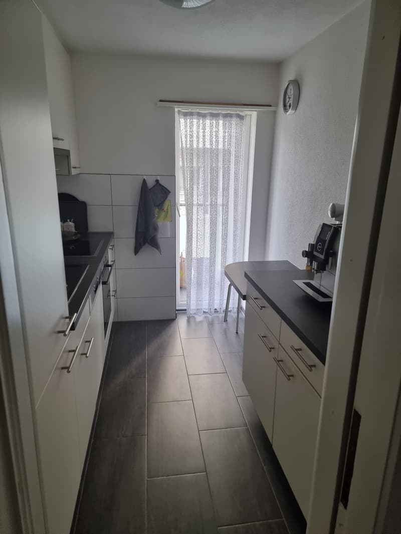 Helle 4.5-Zimmer-Wohnung mit zwei Balkonen an ruhiger Lage (9)