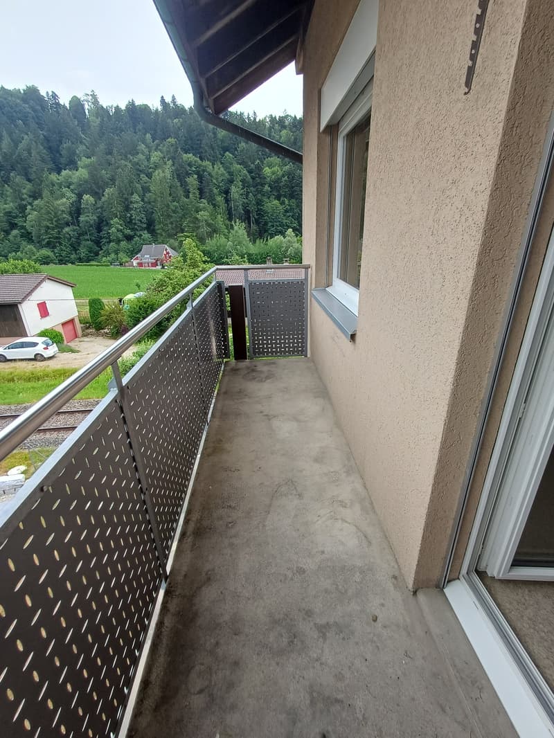 Helle 4.5-Zimmer-Wohnung mit Balkon und schöner Aussicht in Sumiswald (22)