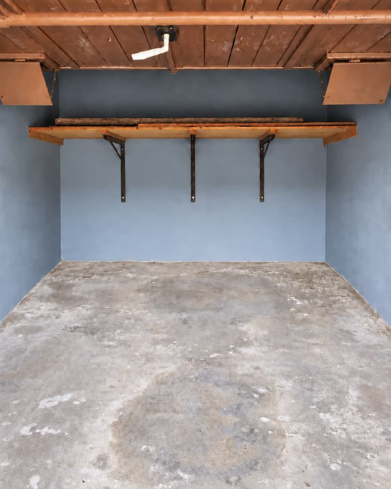 Zentrale Einzelgarage in Locarno-Monti – Sicherer Stellplatz an begehrter Lage (2)