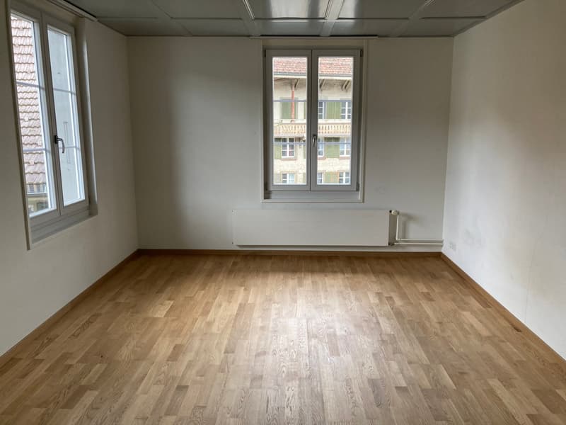 Charmante 4.5-Zimmer-Altbauwohnung in Langnau im Emmental (4)
