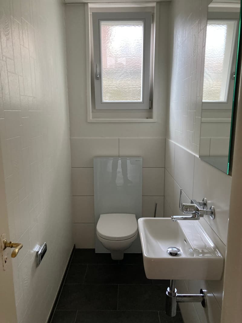 Charmante 4.5-Zimmer-Altbauwohnung in Langnau im Emmental (11)