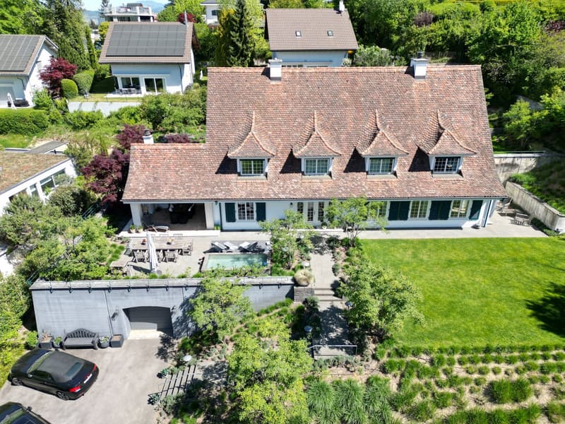 Exklusive Villa in Riehen – Grosszügiges Wohnen auf höchstem Niveau (mit Lift) (1)