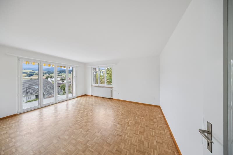 Renovierte Wohnung in Riggi mit fantastischer Aussicht (1)