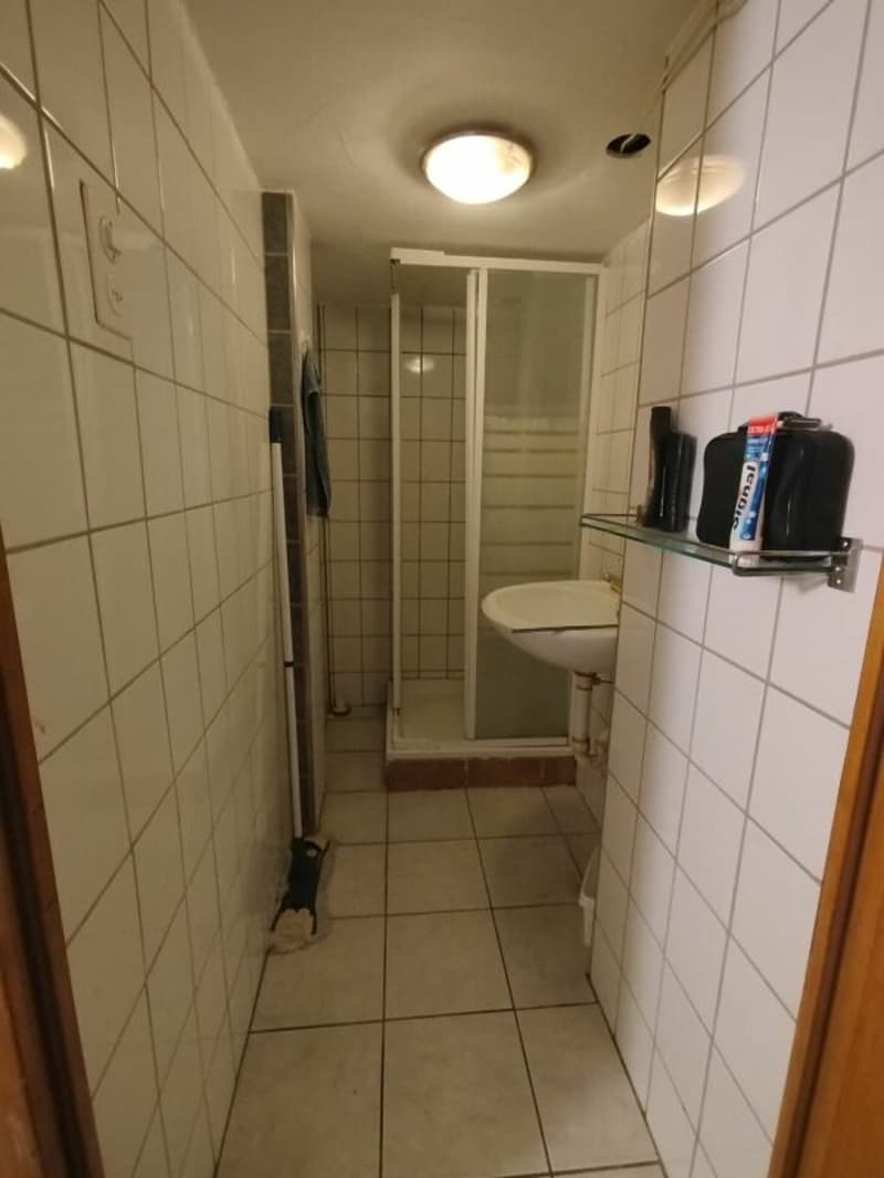 1 Zimmer mit Gemeinschaftsraum (2)