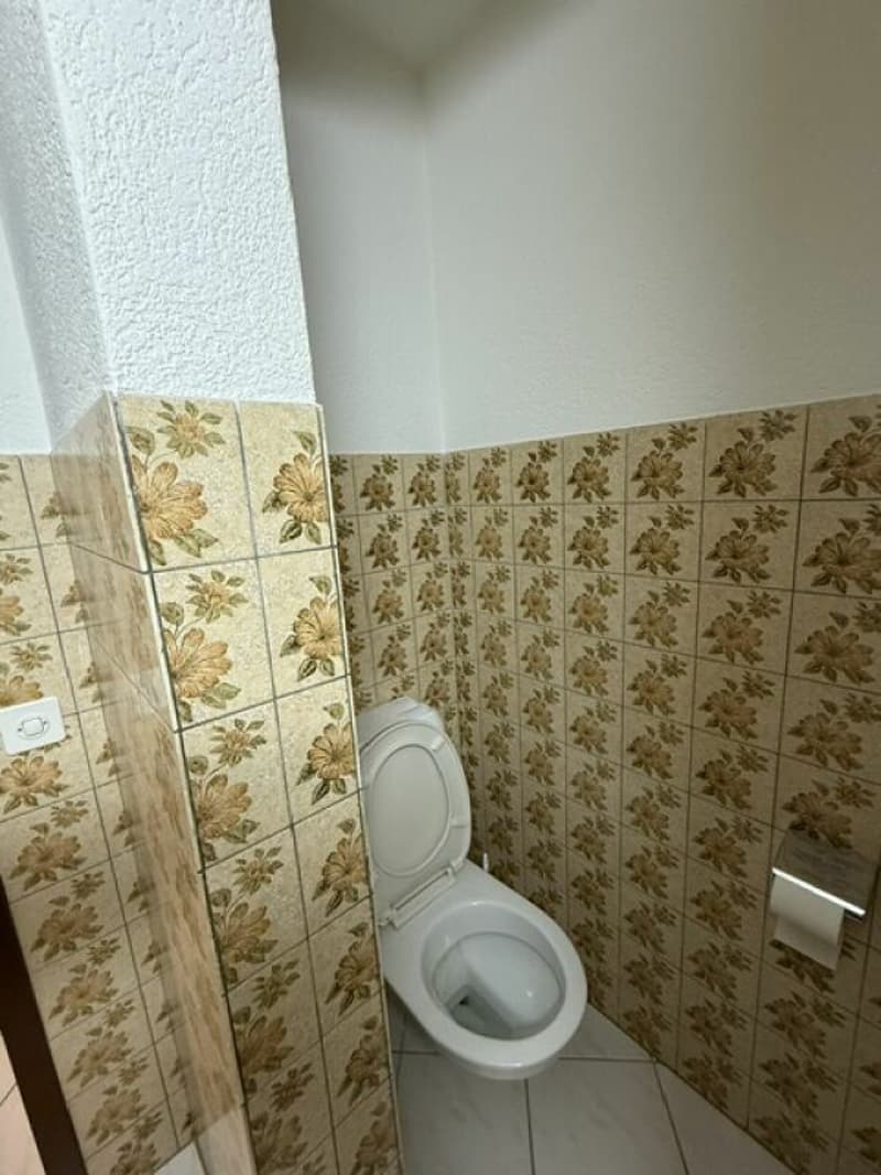 1-Zimmerwohnung im 1. OG möbliert (6)