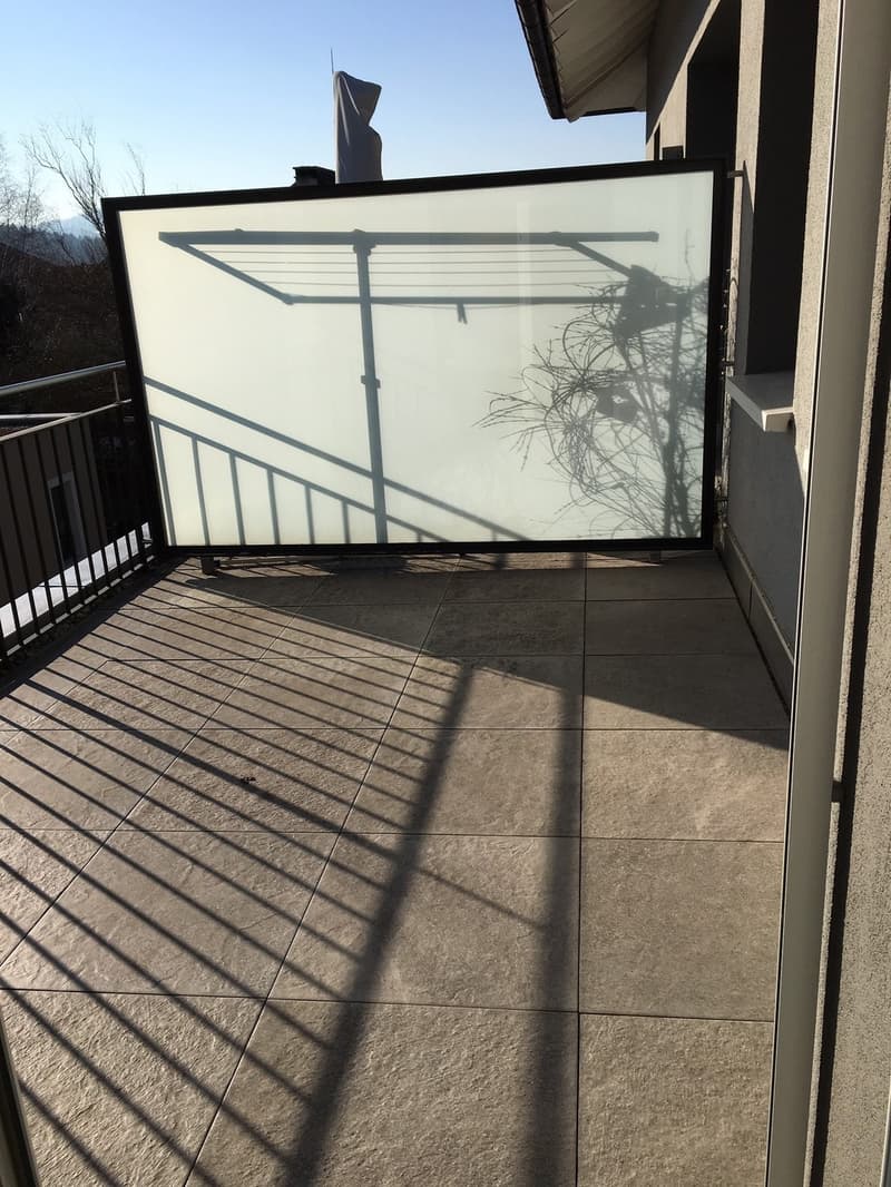 Sonnige 2.5-Zimmerwohnung im Zentrum von Langnau i. E. (8)