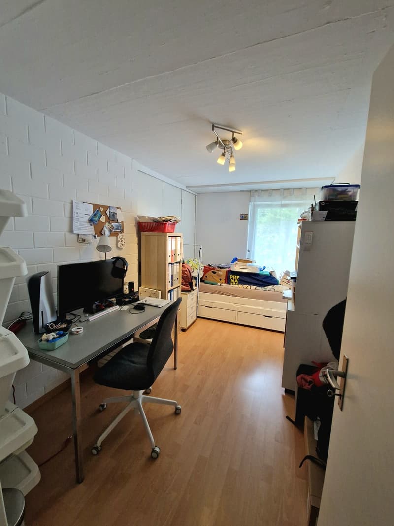 Attraktive 4.5-Zimmerwohnung mit Balkon (5)