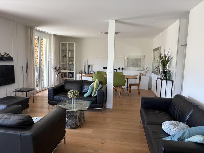 bei der Strebe wäre eine Trennwand für ein zusätzliches Zimmer