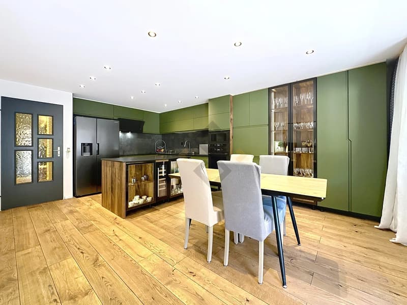 Appartement spacieux avec cheminée à Tourtemagne (1)