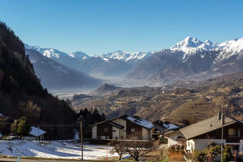 Chalet moderne à Crans-Montana avec vue imprenable (2)