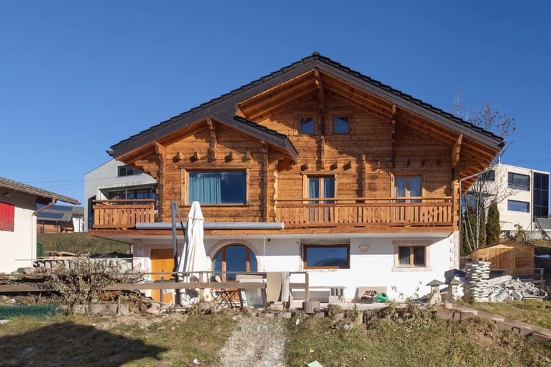 Chalet 4.5 près de Crans-Montana (1)